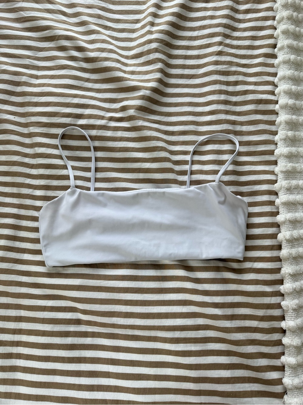 CSB freedom staple crop sports bra